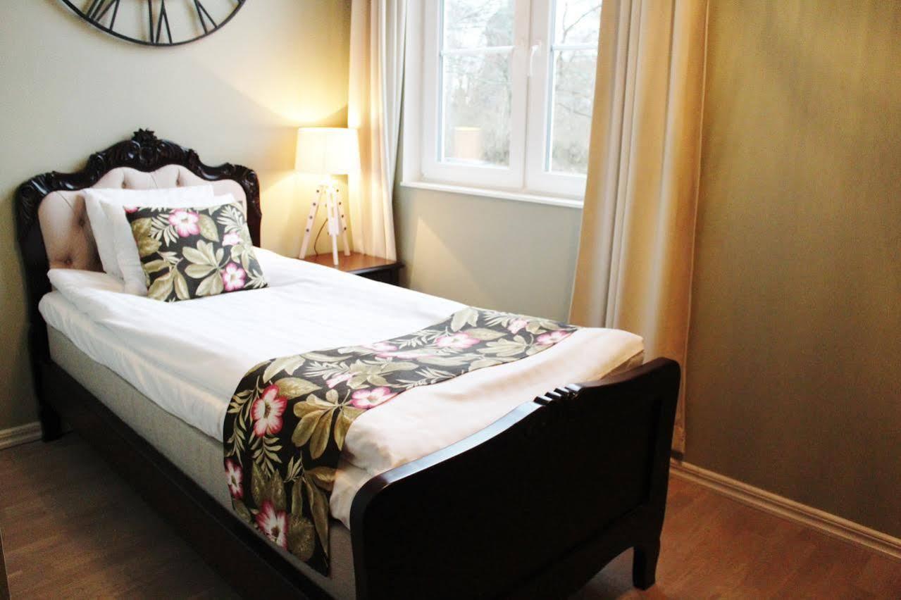 Brook Hotels Arlanda Rosersberg المظهر الخارجي الصورة